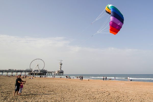 Cross kite air picture 1